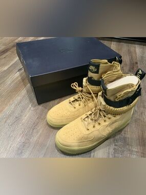 New Nike SF Air Force 1 High 864024 700 Wheat - Club Gold Men's Sz 8.5